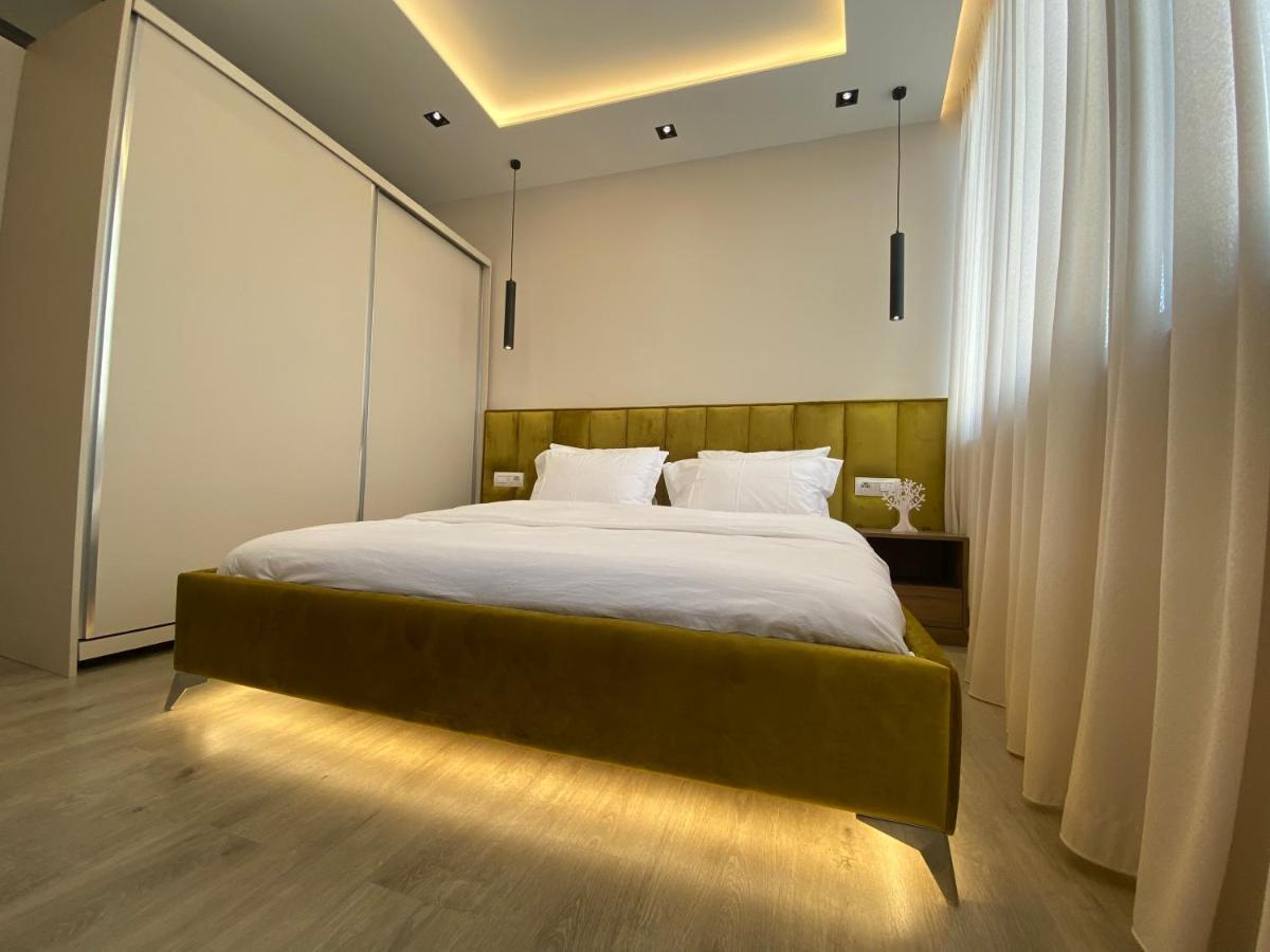 Newly Renovated Apartment Tirana Exterior photo