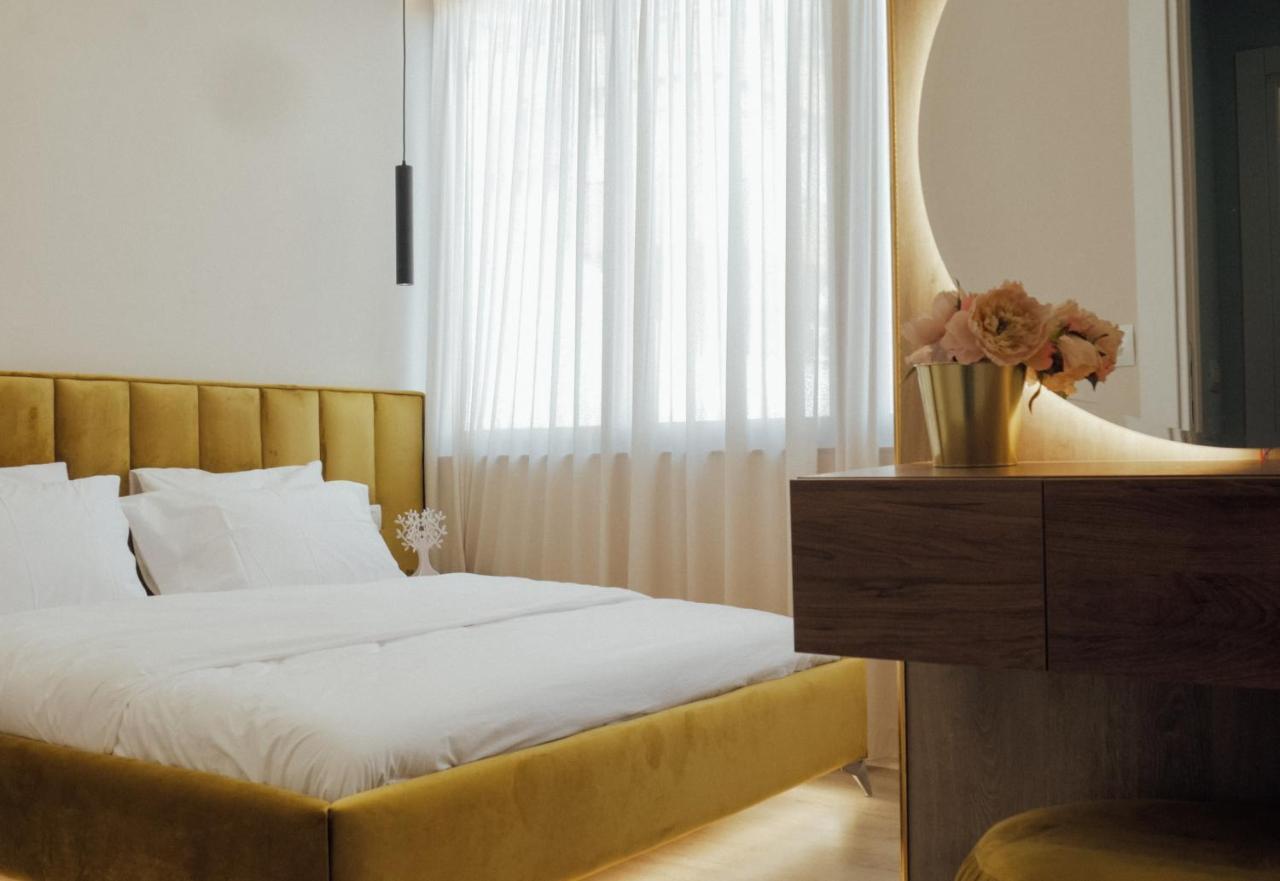 Newly Renovated Apartment Tirana Exterior photo